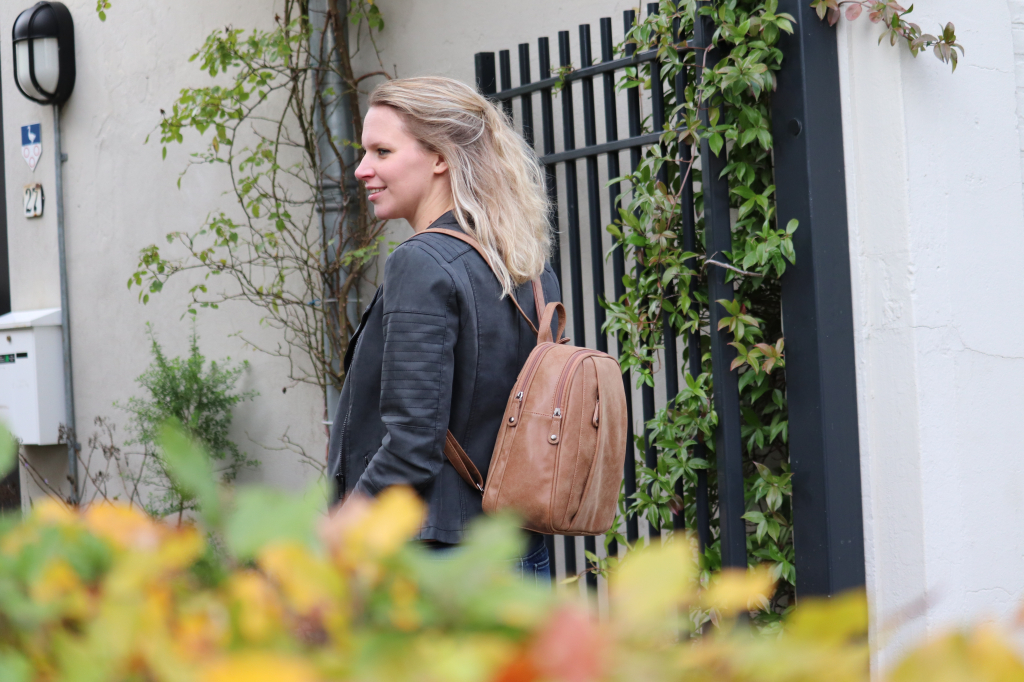 Justdreamzs achtergrond