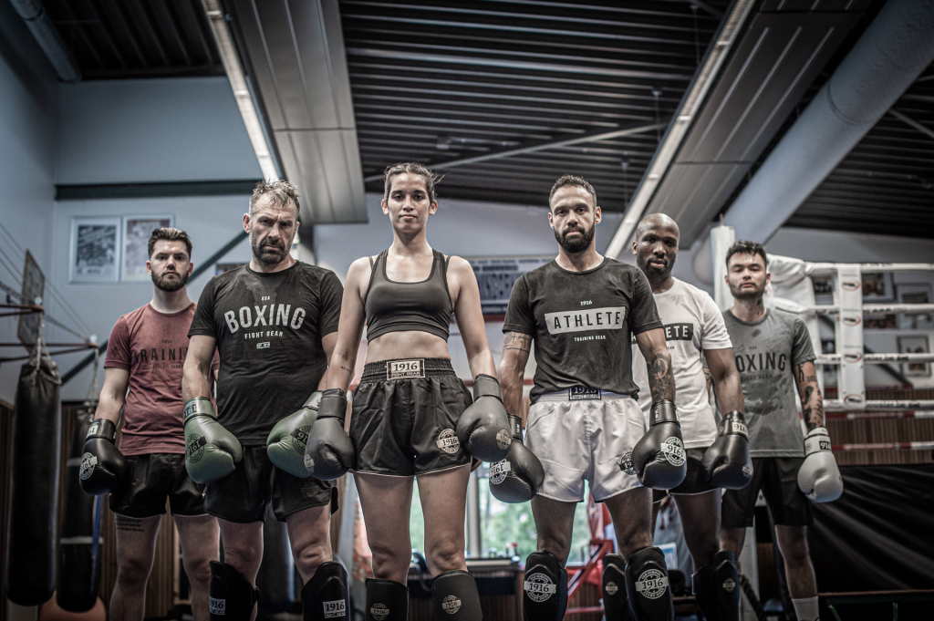 1916 Fight Gears achtergrond