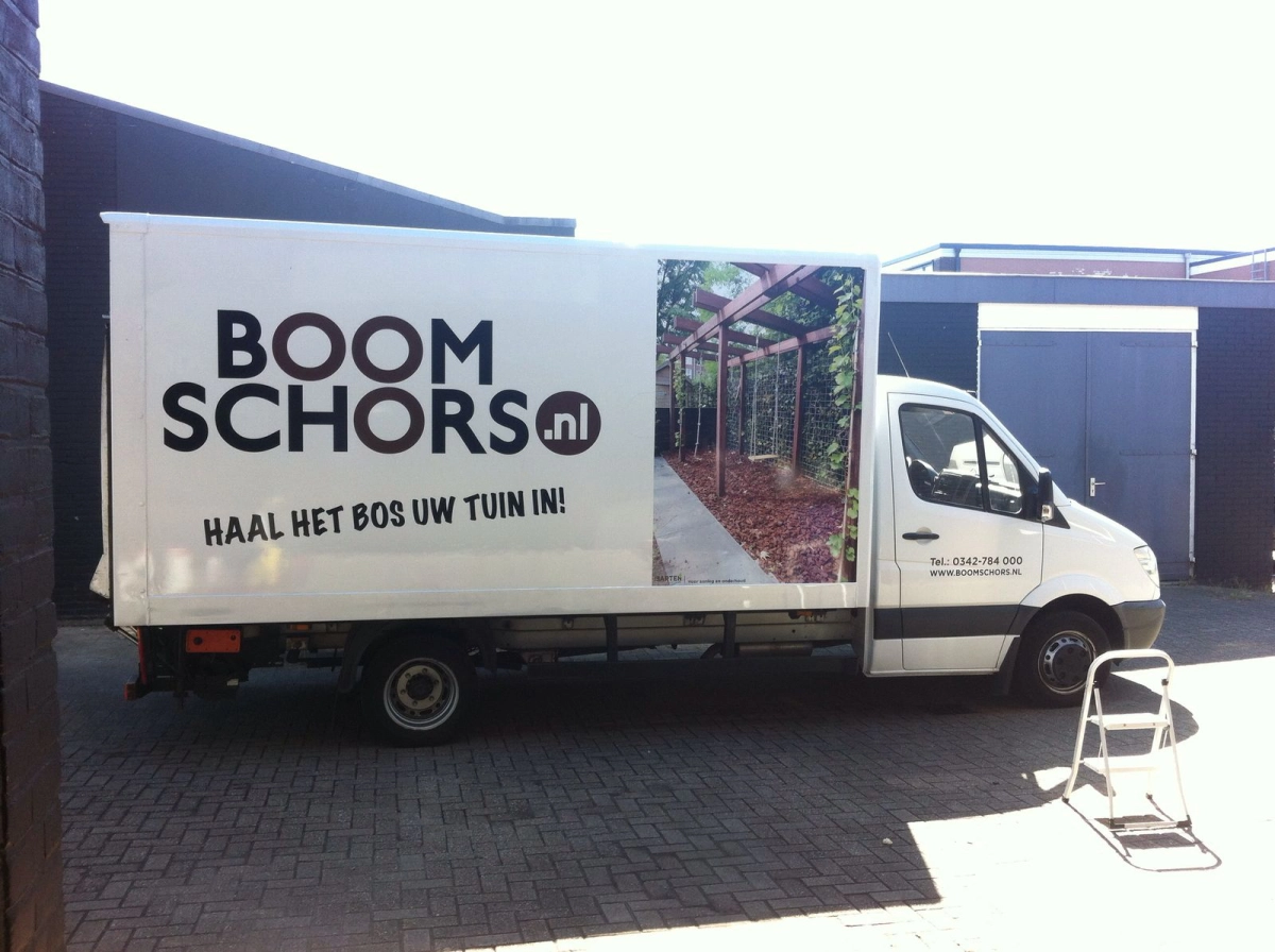 Ground Cover Group - Boomschors.nl - Houtsnippers.nl - Potgrond.nl - Tuinaarde.nl - Cacaodoppen.nl - Zand.nls achtergrond