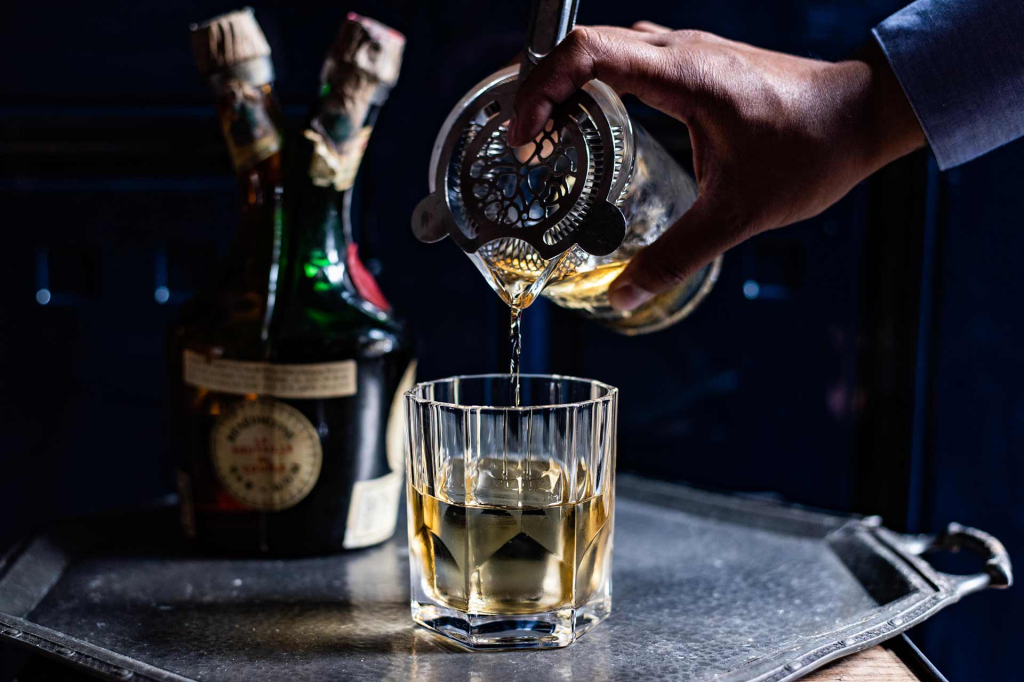 Cocktail-shop.nls achtergrond