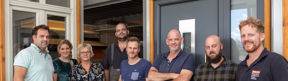 Van Dam Gevelproductens achtergrond