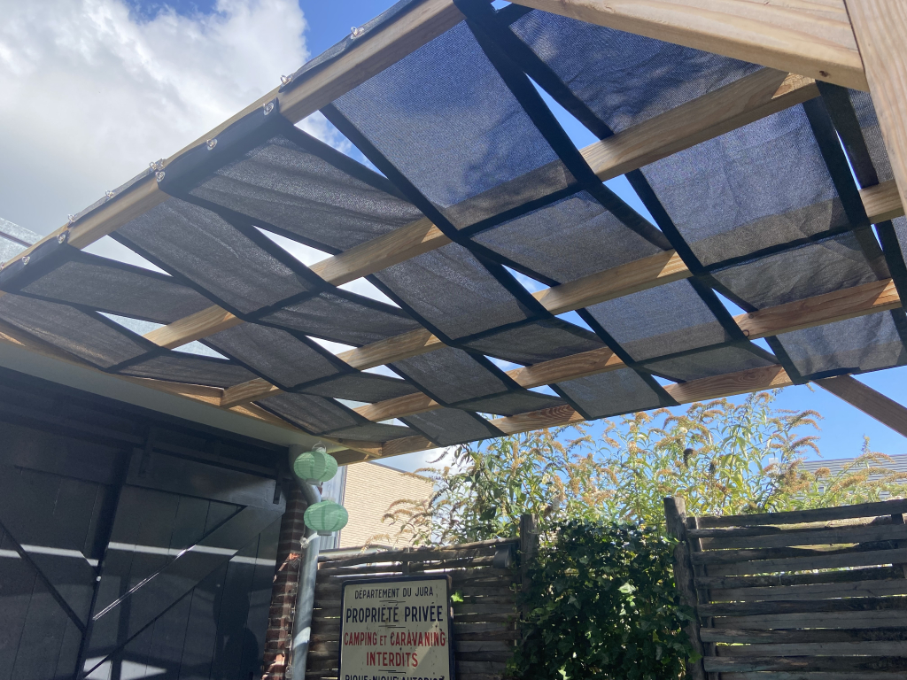 Schaduwdoeken.nls achtergrond