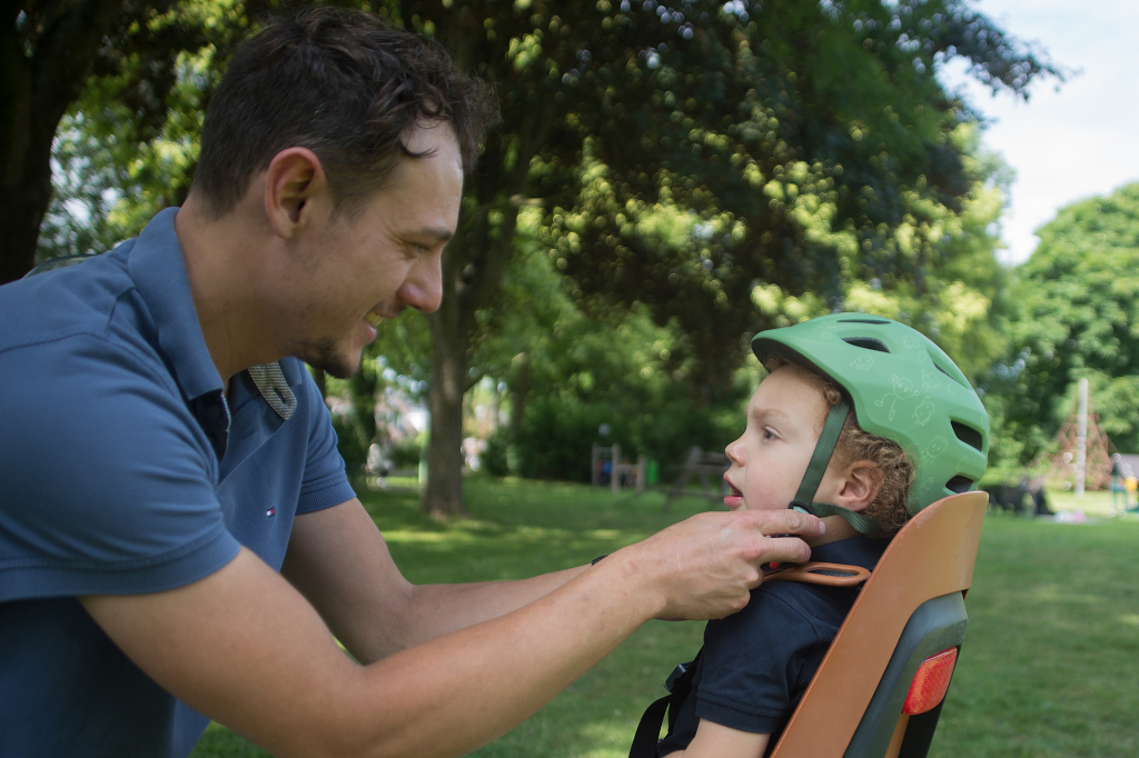 GO-OFF helmetss achtergrond