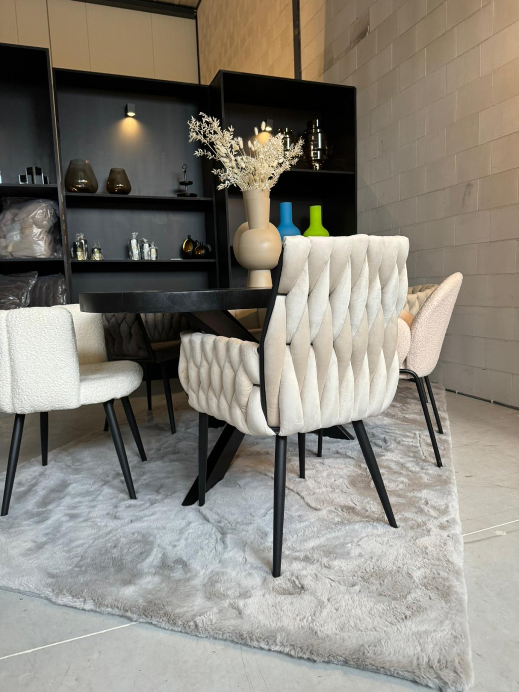 A&B HOME&LIVINGs achtergrond