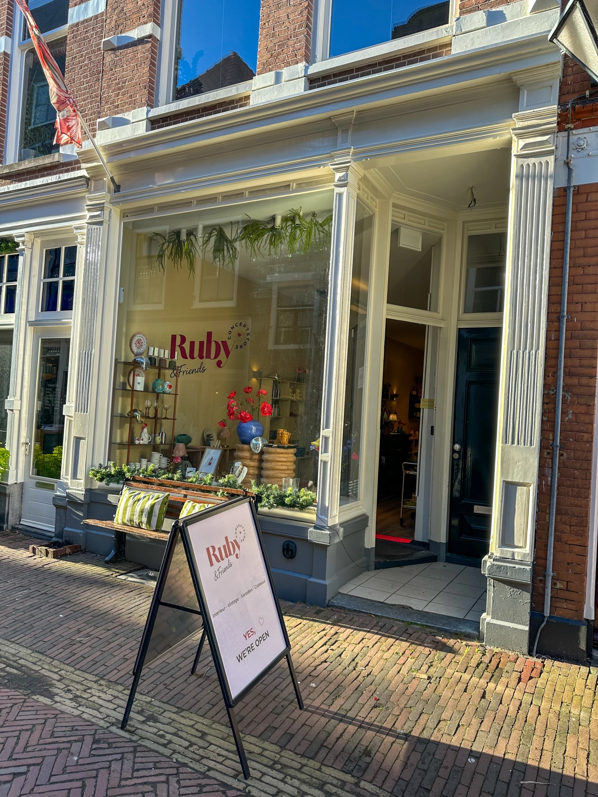 Ruby Conceptstores achtergrond