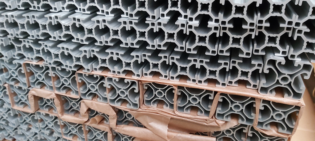 Frame Completes achtergrond