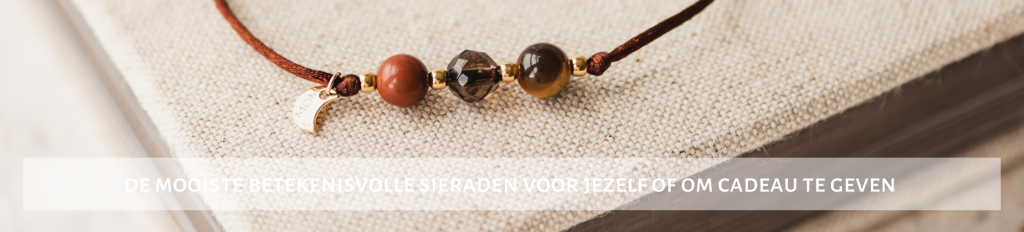 MOM Gemstones achtergrond