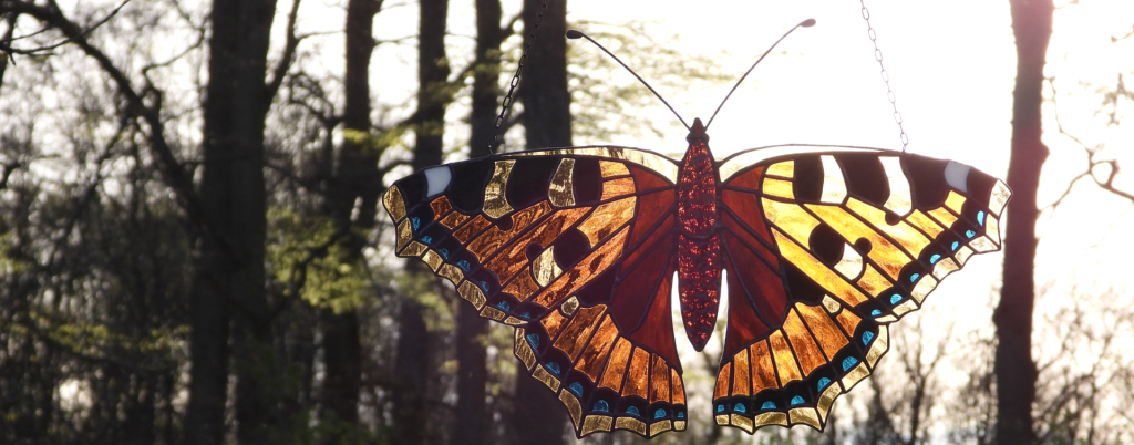 Tales from Natures achtergrond