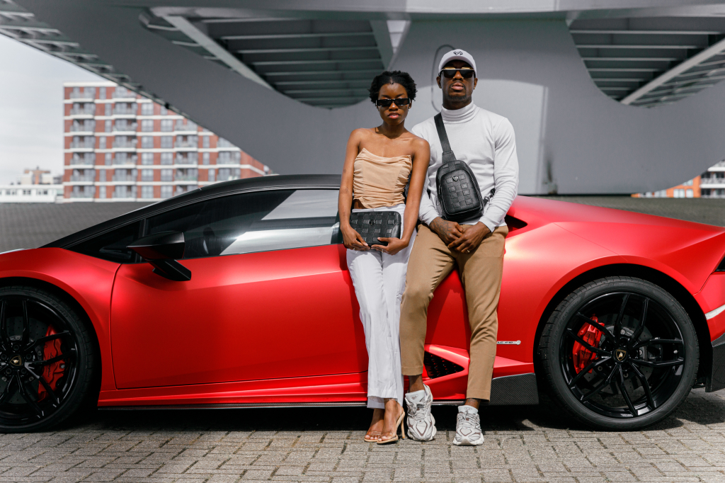 Savory Fashions achtergrond