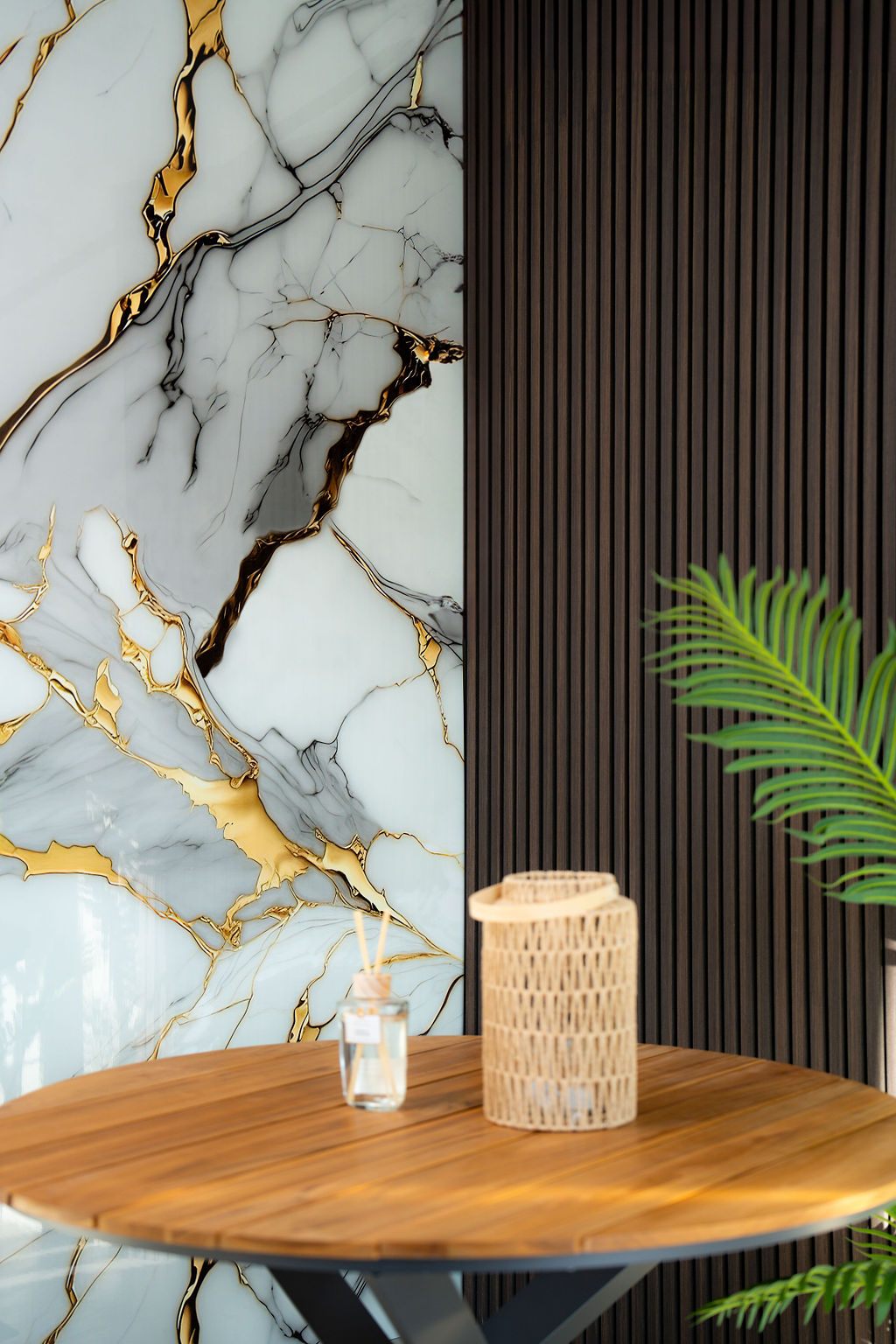 AkoDecos achtergrond