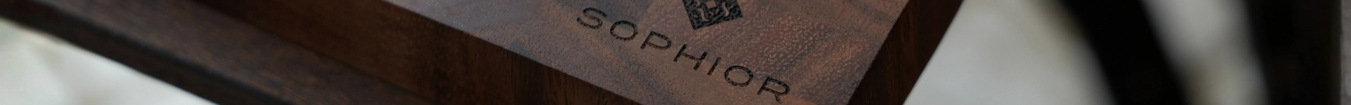 SOPHIORs achtergrond