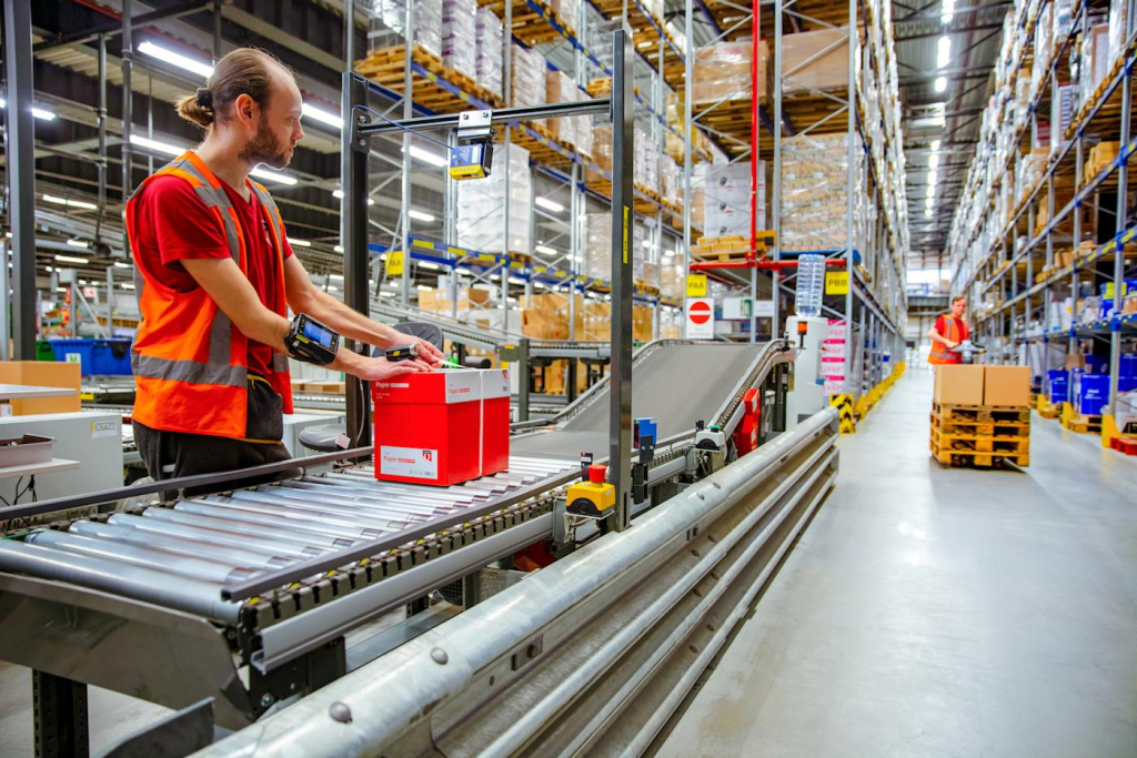 Supplyheros achtergrond