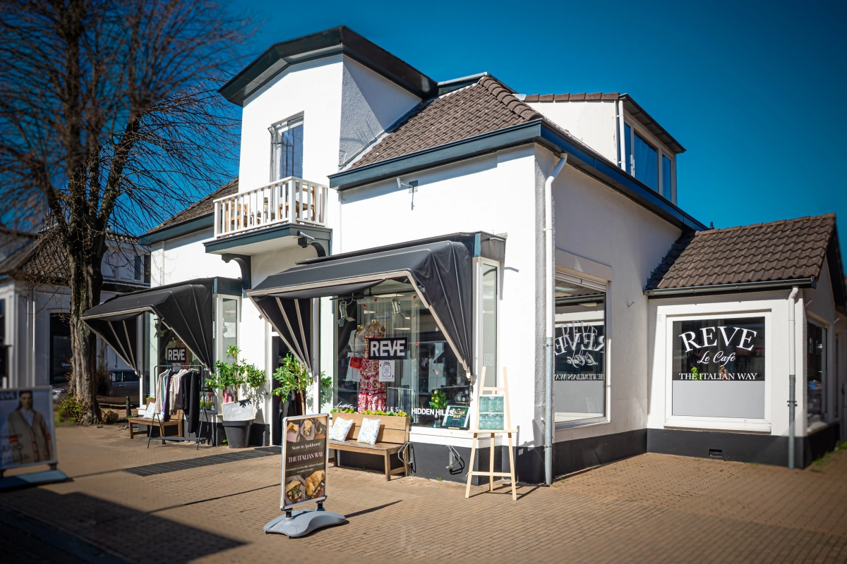 Reveofficials achtergrond