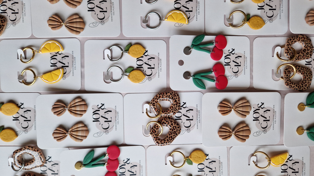 Joy&Clays achtergrond