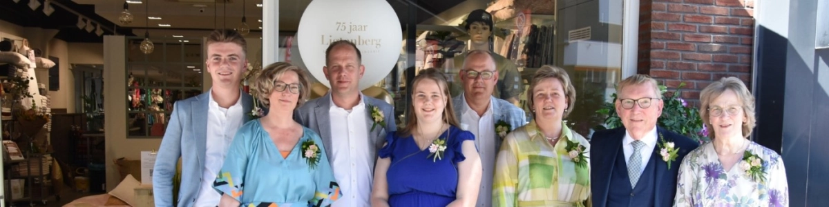 Ligtenberg Linnen & Lingeries achtergrond