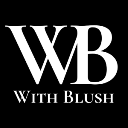 Logo van With Blush | Lasergesneden Kraamcadeaus, Geboorte- & Muurdecoratie